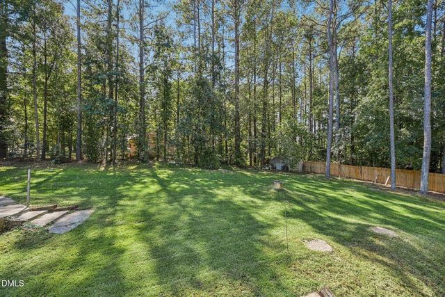 2004 Spring Valley Drive, Clayton, NC 27520