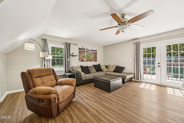 2004 Spring Valley Drive, Clayton, NC 27520