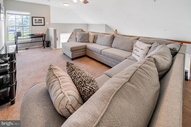 204 REMINGTON CT, Chalfont, PA 18914