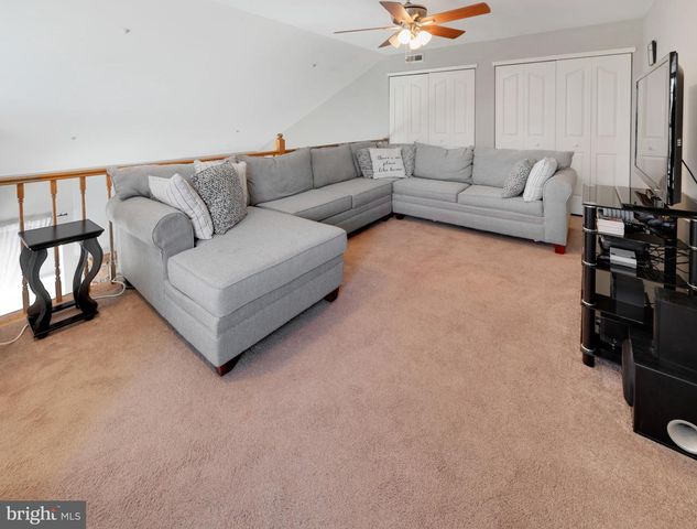 204 REMINGTON CT, Chalfont, PA 18914