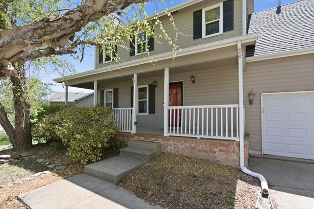 6643 E Saint James Pl, Bel Aire, KS 67226