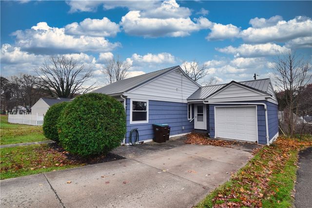 203 Big Oaks Dr, City Of Franklin, PA 16323