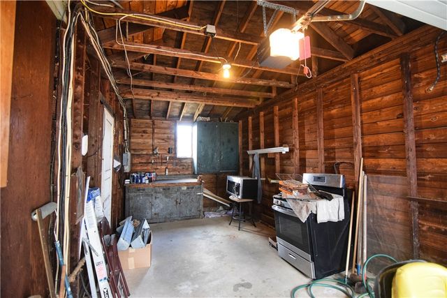 203 Big Oaks Dr, City Of Franklin, PA 16323