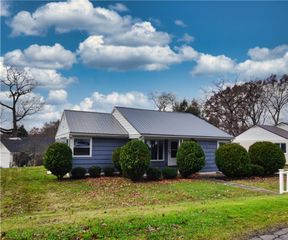 203 Big Oaks Dr, City Of Franklin, PA 16323