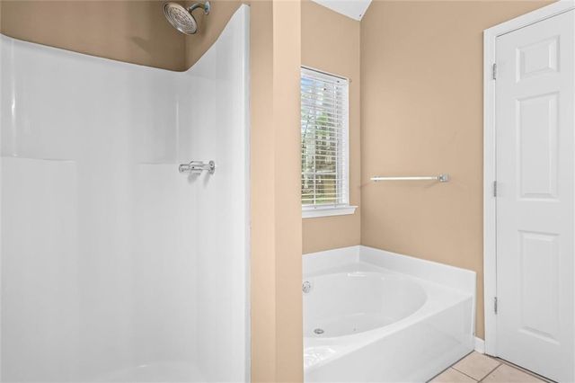 111 Greenpointe Way, Carrollton, GA 30117