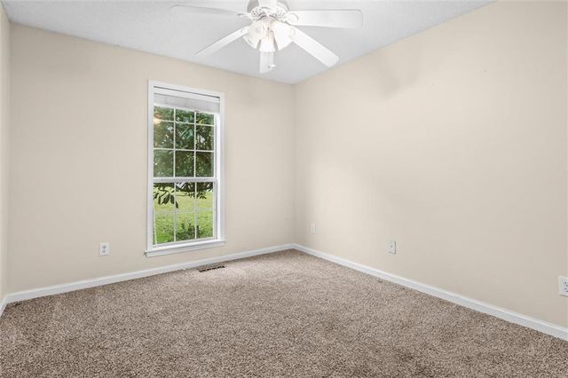 111 Greenpointe Way, Carrollton, GA 30117