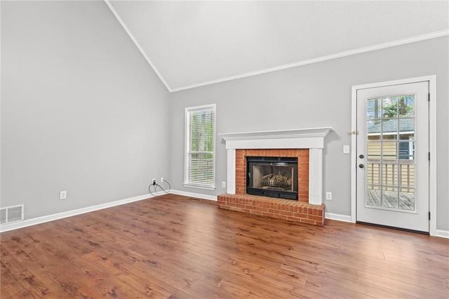 111 Greenpointe Way, Carrollton, GA 30117