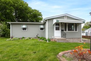 4423 N Pine Street, Davenport, IA 52806
