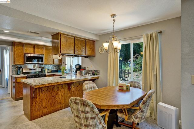 113 Pierre Ct, Vallejo, CA 94591
