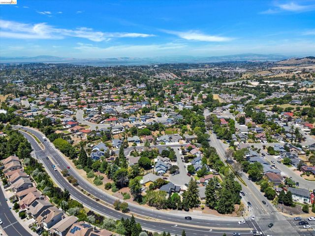 113 Pierre Ct, Vallejo, CA 94591