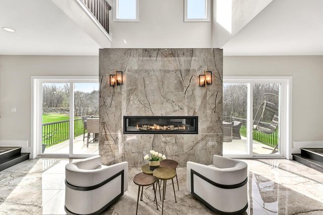8825 N Spruce ROAD, River Hills, WI 53217