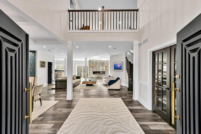 8825 N Spruce ROAD, River Hills, WI 53217