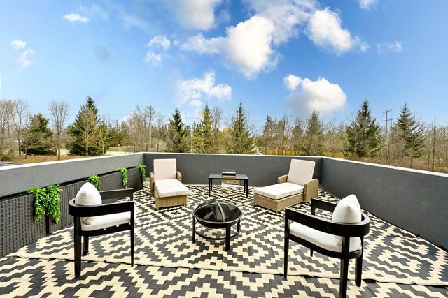 8825 N Spruce ROAD, River Hills, WI 53217