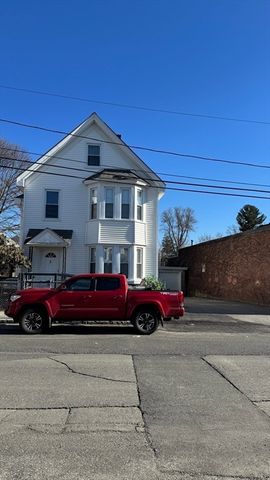 20 Annis St, Methuen, MA 01844