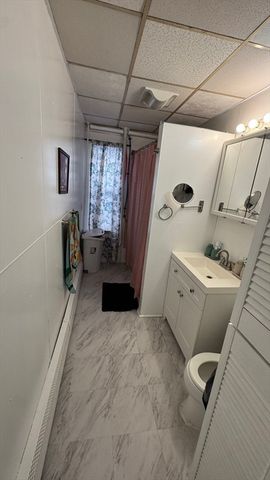 20 Annis St, Methuen, MA 01844