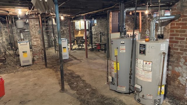 20 Annis St, Methuen, MA 01844