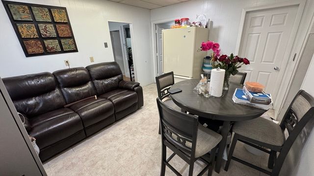 20 Annis St, Methuen, MA 01844