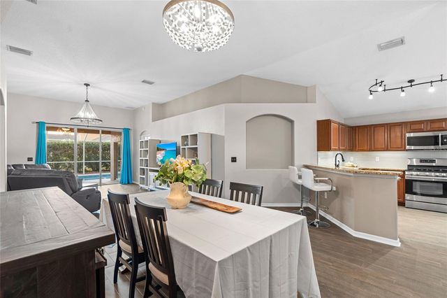 6006 CHELLAS COURT, Lutz, FL 33558