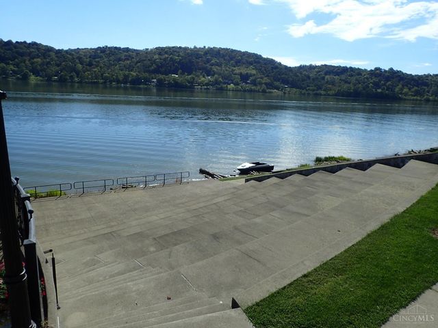 120 S Poplar Street, Rising Sun, IN 47040