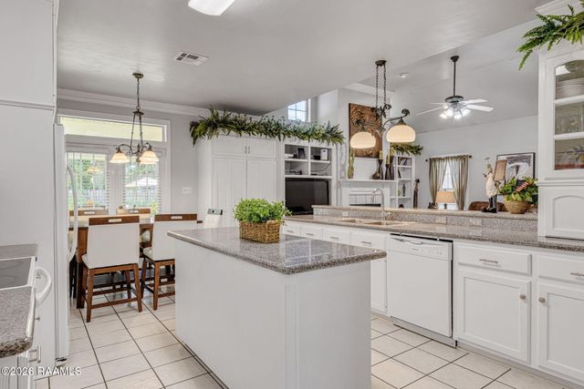 210 Becky Lane, Lafayette, LA 70508