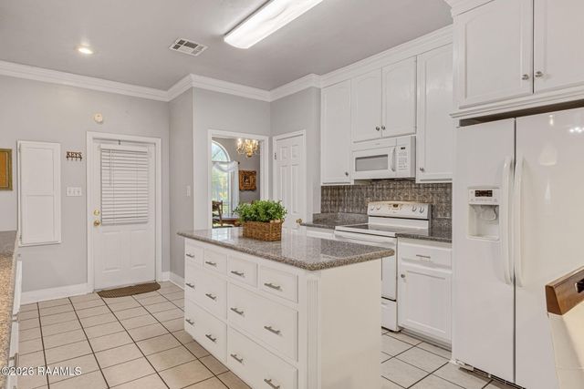 210 Becky Lane, Lafayette, LA 70508