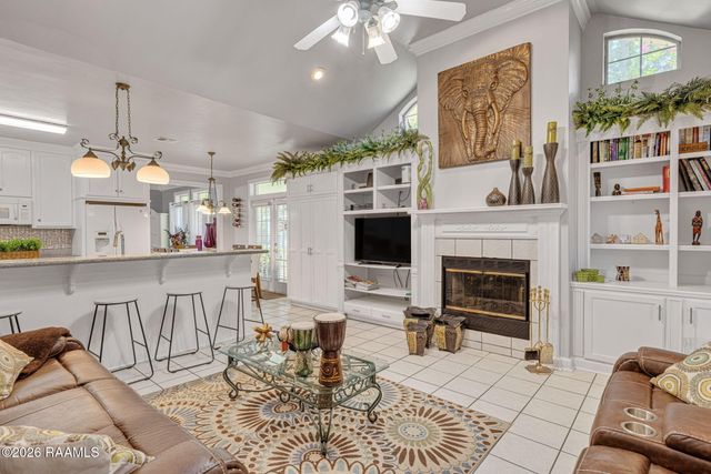 210 Becky Lane, Lafayette, LA 70508