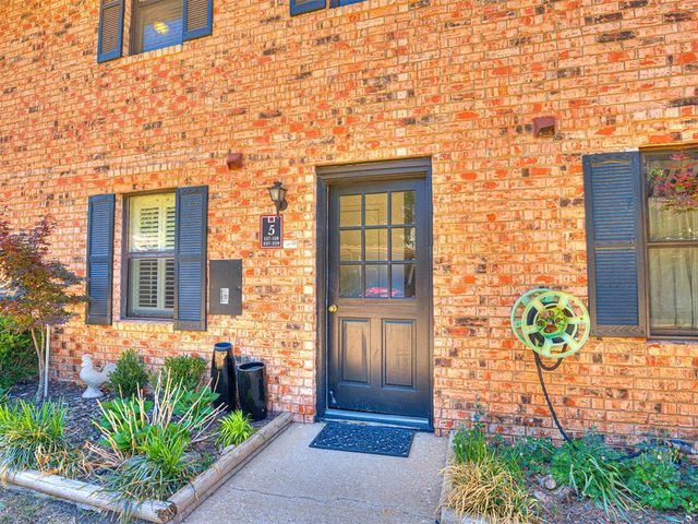 2529 NW 62nd Street 227, Oklahoma City, OK 73112