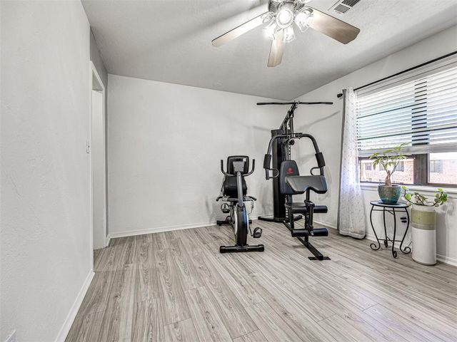 2529 NW 62nd Street 227, Oklahoma City, OK 73112
