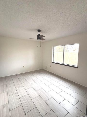 9639 South Bend, San Antonio, TX 78250