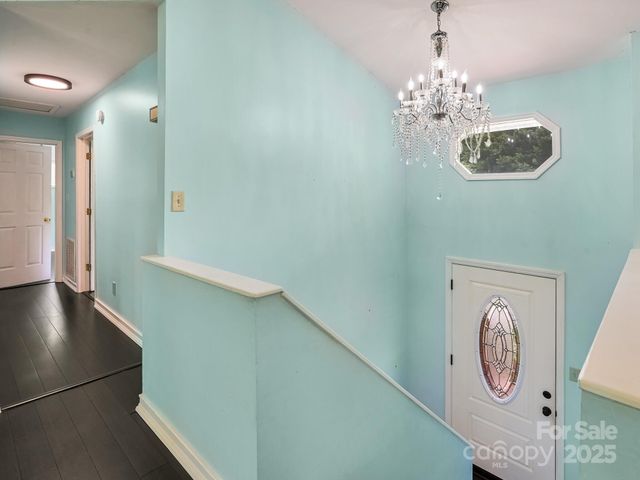 14 Spring Lake Drive, Fletcher, NC 28732