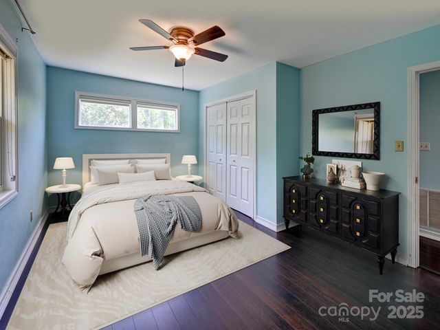 14 Spring Lake Drive, Fletcher, NC 28732