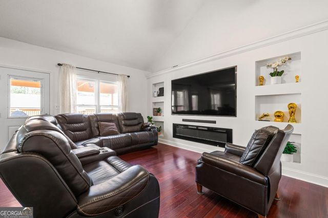 89 Quail Run, Cartersville, GA 30120