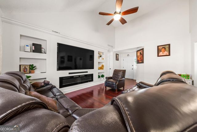 89 Quail Run, Cartersville, GA 30120