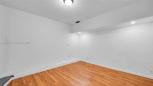 10583 La Placida Dr, Coral Springs, FL 33065