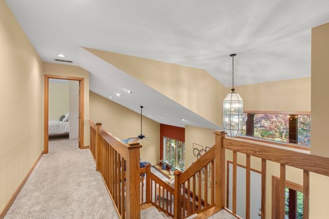 56 School St, Dunstable, MA 01827