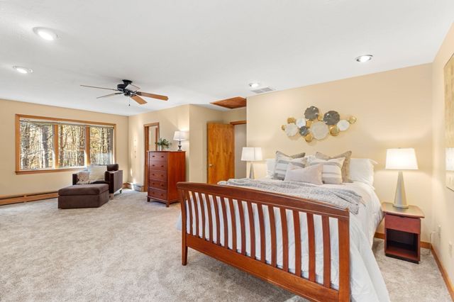 56 School St, Dunstable, MA 01827