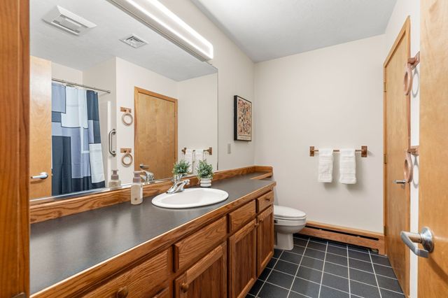 56 School St, Dunstable, MA 01827