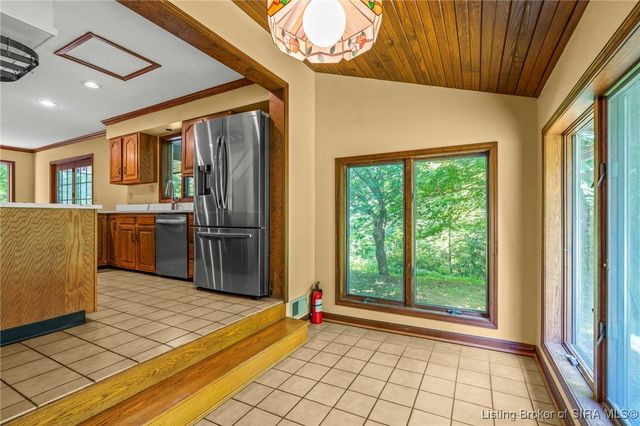 4505 Lake Forest Court, Charlestown, IN 47111