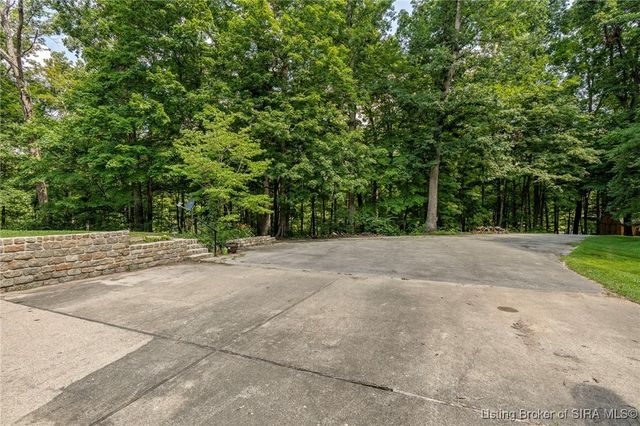4505 Lake Forest Court, Charlestown, IN 47111