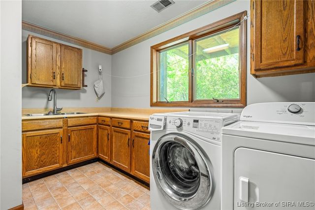 4505 Lake Forest Court, Charlestown, IN 47111