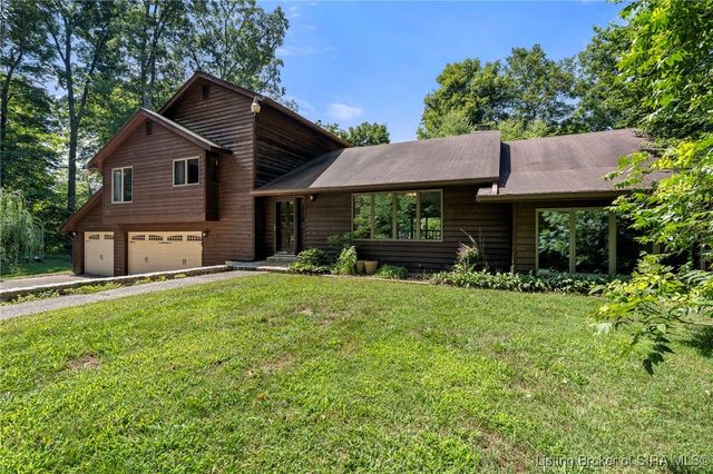 4505 Lake Forest Court, Charlestown, IN 47111