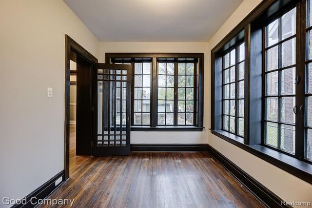 433 E Kirby Street, Detroit, MI 48202