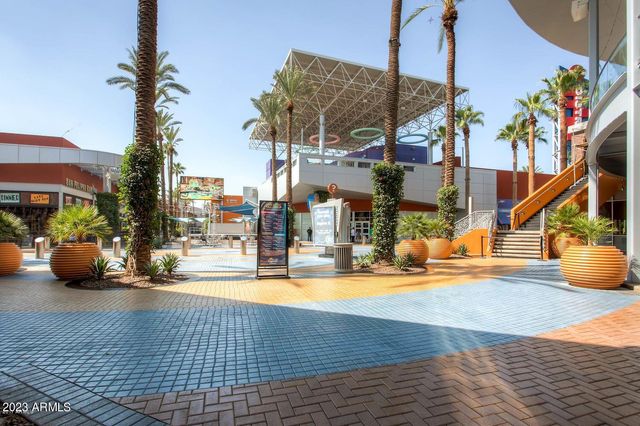 140 E RIO SALADO Parkway 702, Tempe, AZ 85281