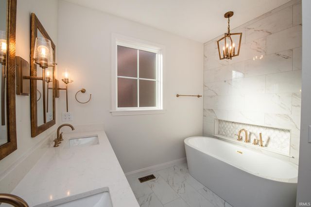 5326 Gainsboro Drive, West Lafayette, IN 47906