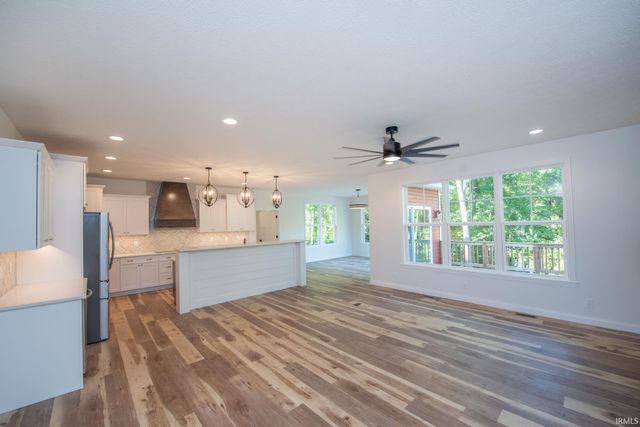 5326 Gainsboro Drive, West Lafayette, IN 47906