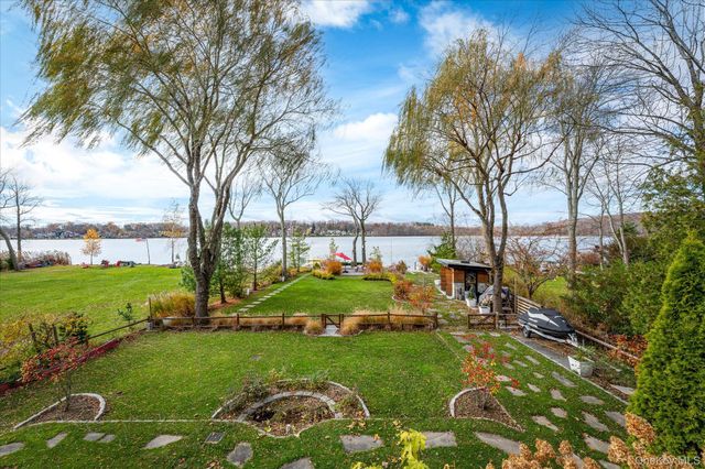 69 Vails Lake Shore Drive, Brewster, NY 10509