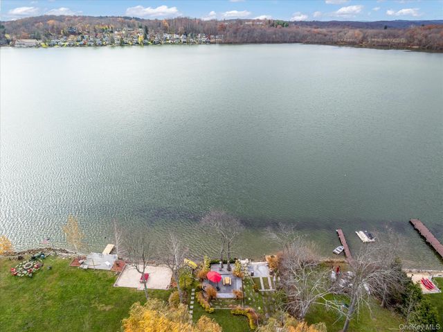 69 Vails Lake Shore Drive, Brewster, NY 10509