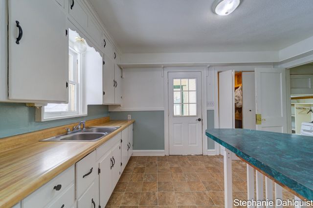 2208 Torrent Street, Muskegon City, MI 49441