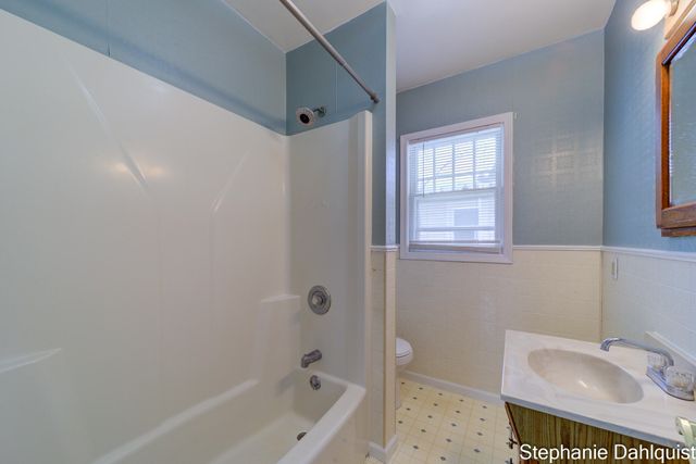 2208 Torrent Street, Muskegon City, MI 49441