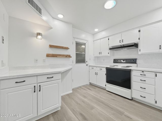 6020 E BILLINGS Street, Mesa, AZ 85205